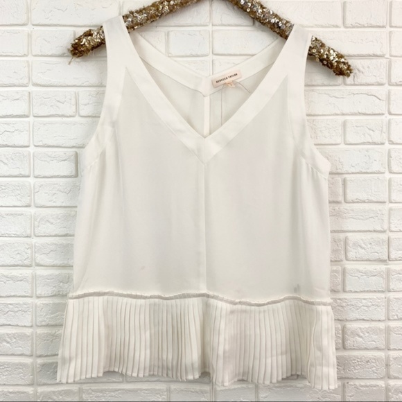 Rebecca Taylor Tops - Rebecca Taylor pleat hem tank top peplum silk